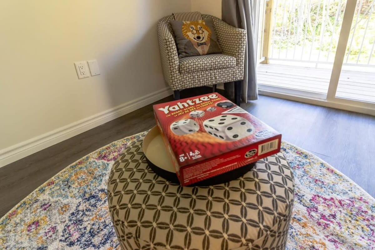 Brand New Gorgeous Condo Near Unb & Hospital Coffee Parking 202 Saint John Eksteriør bilde